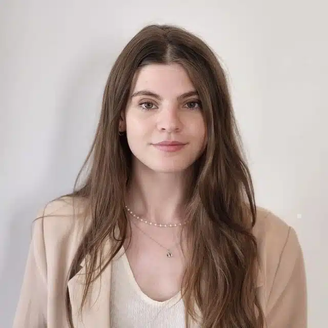 Antonia Correa - Centro Émpeiros