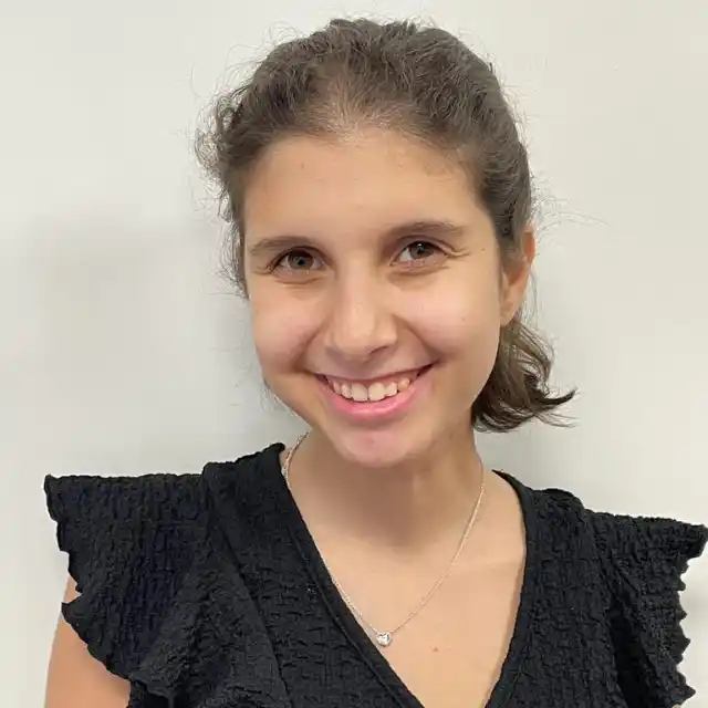 Mora-Freites-Centro-Émpeiros-_640-x-640-px_-_1_ (1)